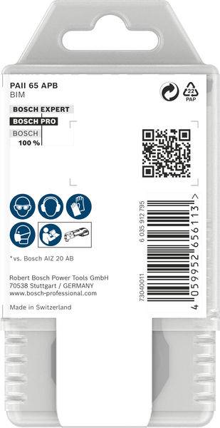 Verpackungsrückseite eines Bosch-Sägeblatts mit QR-Code, Produktinformationen und Kontaktadresse von Robert Bosch Power Tools GmbH, Stuttgart.