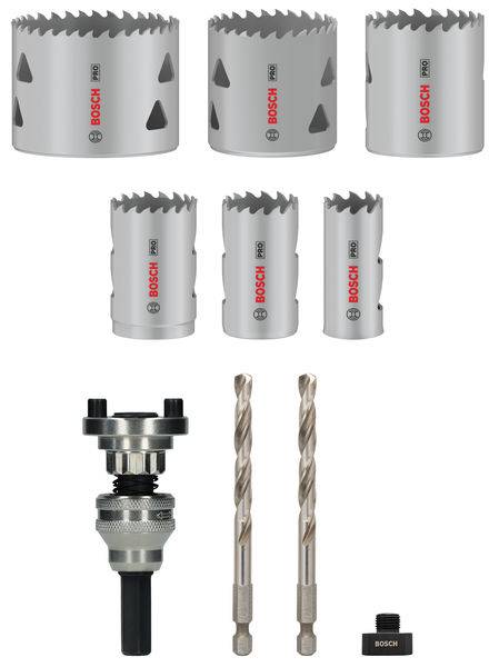 Verschiedene Lochsägen und Bohrer von Bosch in unterschiedlichen Größen. Sie sind aus Metall und haben gezackte Kanten für präzises Bohren.