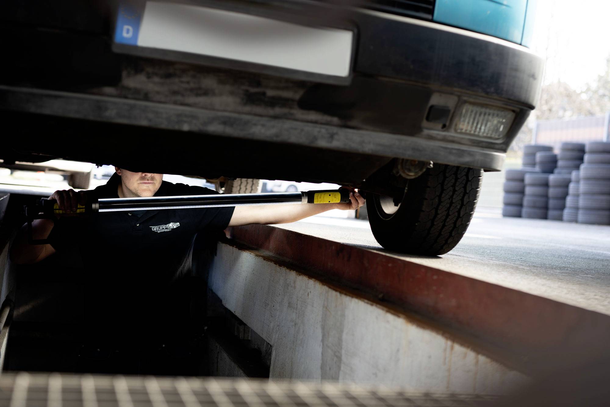 DÖRR 980382 Vario XL-2000 LED Arbeitsleuchte akkubetrieben 1200lm Anzahl mitgelieferte Akkus 4, 10 Std. Laufzeit