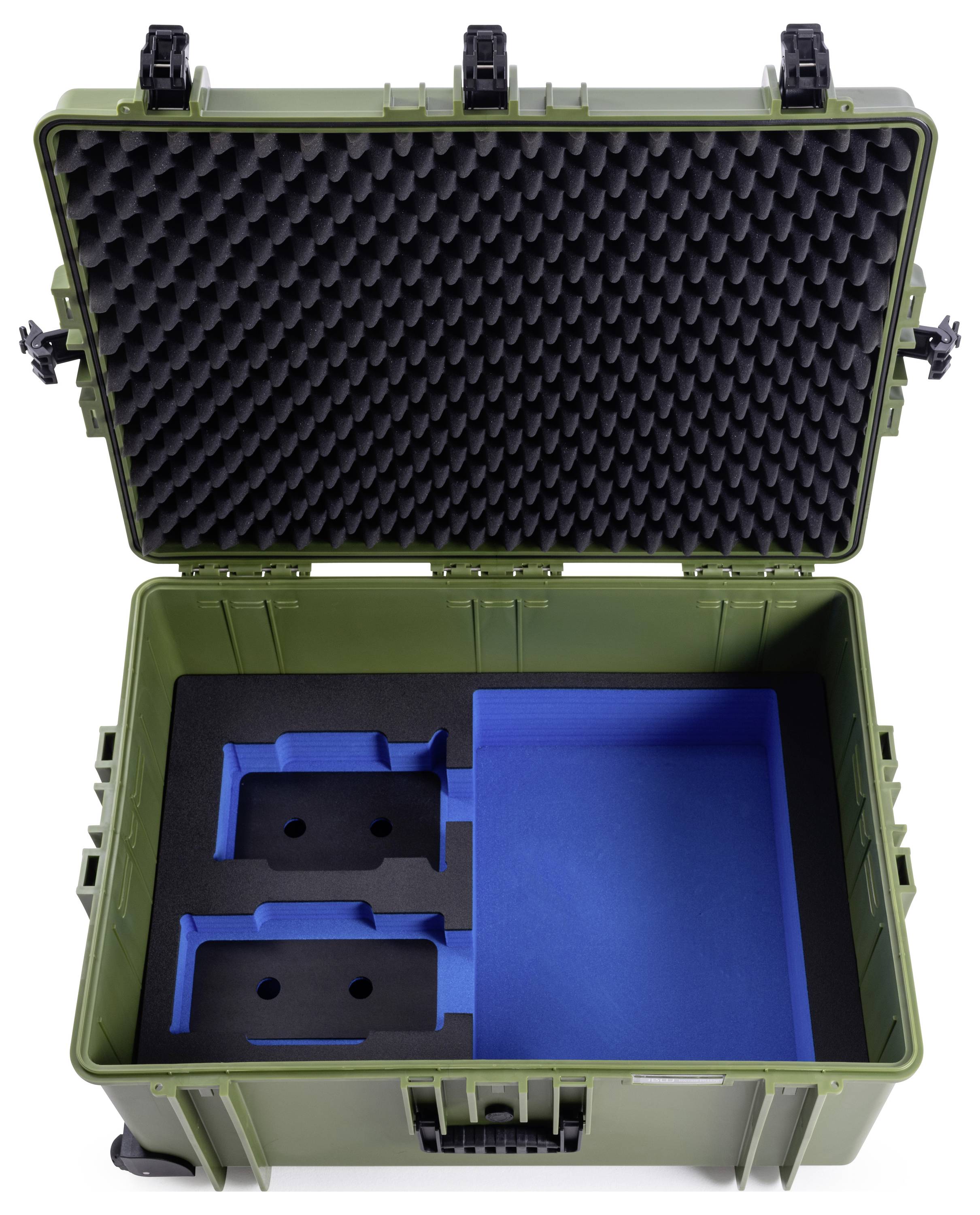 Grüner Hartschalenkoffer geöffnet, innen mit schwarzer Schaumstoffpolsterung und blauen Fächern zur sicheren Aufbewahrung von Gegenständen.
