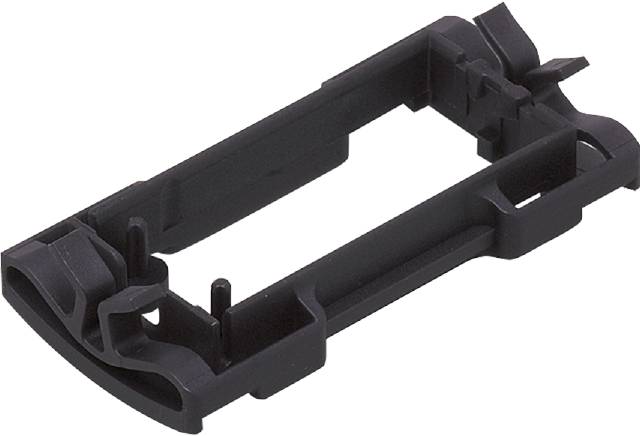 Schwarzes Kunststoffteil mit rechteckiger Form und mehreren Schlitzen und Halterungen, vermutlich ein technisches Bauteil oder eine Halterung.