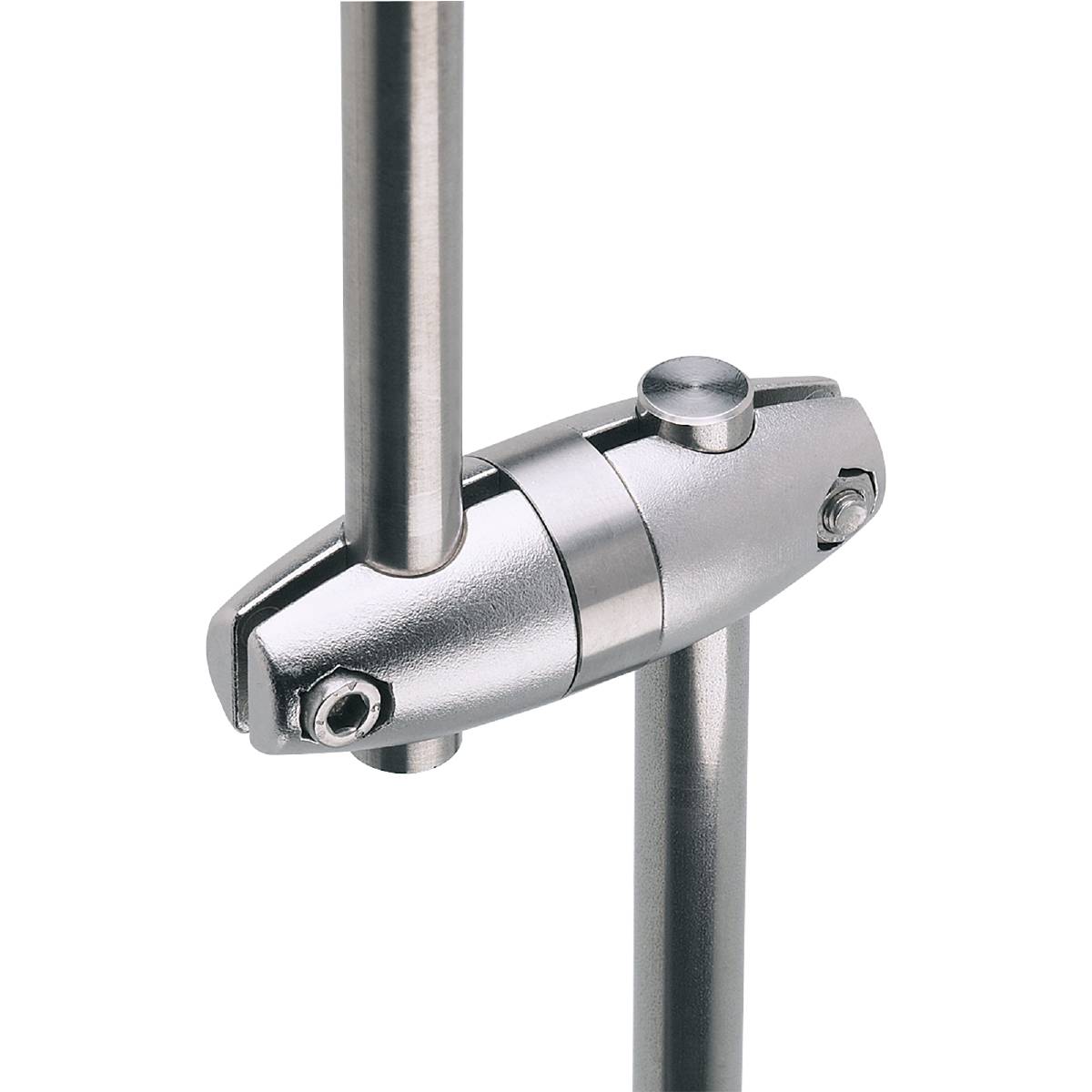 Eine Nahaufnahme eines verchromten Metallgelenks, das zwei Stangen verbindet. Die strukturierte Oberfläche und Bolzen sind deutlich sichtbar.