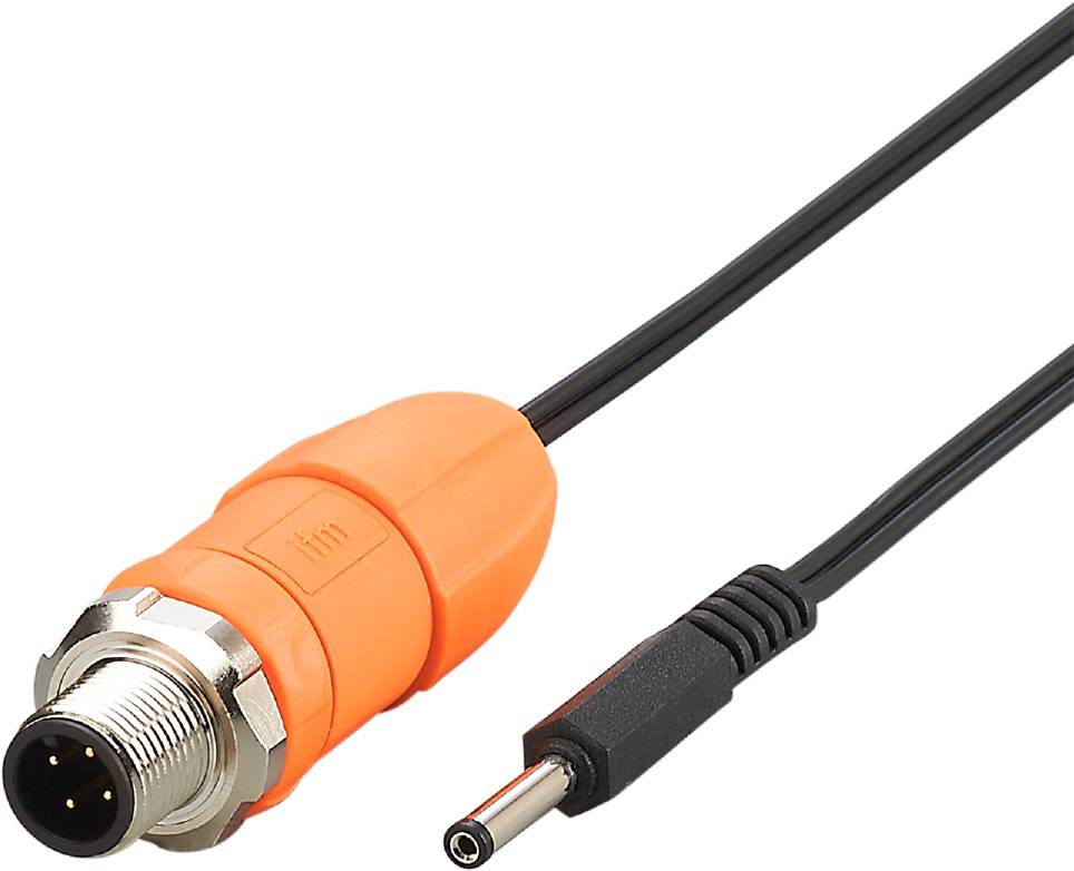 Ein orangefarbener elektrischer Stecker verbunden mit einem schwarzen Kabel. Daneben ein schwarzer Adapter mit einem Metallkopf.