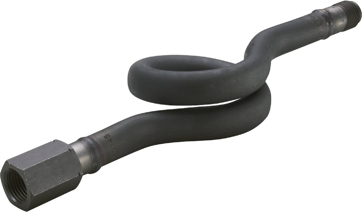 Ein schwarzer, gewundener Gummischlauch mit metallischem Anschlussstück. Der Schlauch ist in einer spiralförmigen Form dargestellt.