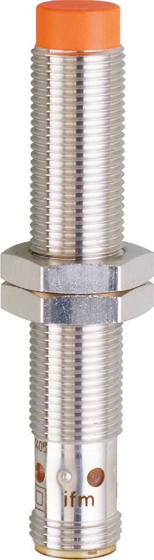 Nahaufnahme eines verchromten Metallrohrs mit Gewinde und zwei Sechskantmuttern, die eine Verbindung darstellen.