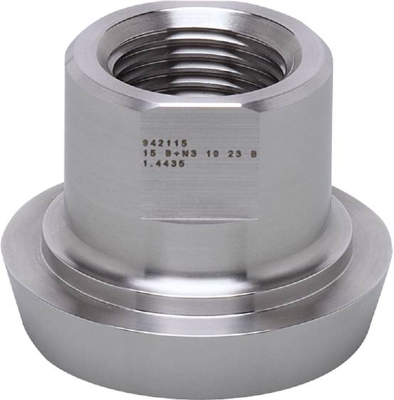 Eine silberne Sechskantmutter mit Gewinde und Beschriftungen; industrielles Befestigungselement aus Metall.