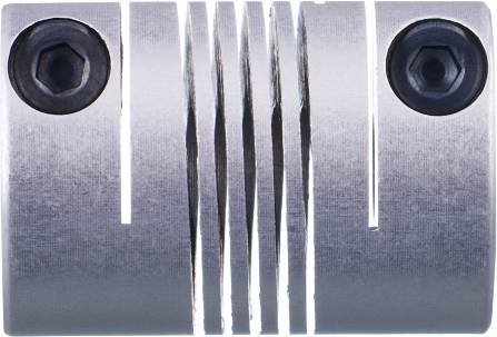 Metallkupplung mit Schrauben, bestehend aus zwei Hälften. Sie hat schmale Schlitze zur Vibrationsdämpfung.