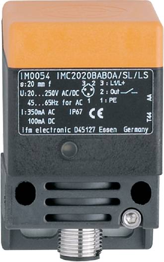Industrielles Gerät mit Beschriftung 'IMC2020'. Spannung: 20-250V AC/DC. Strom: 3-150mA AC. Hersteller: ifm electronic, Essen, Deutschland. Schutzart: IP67.