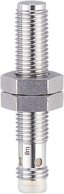 Sechskantmutter auf einer Schraube, beide aus glänzendem Metall, zeigen mechanische Verbindungsstücke für technische Anwendungen.