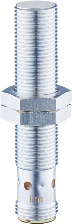 Metallschraube mit Gewinde, Mutter zentral positioniert, reflektiert Licht durch die polierte Oberfläche.