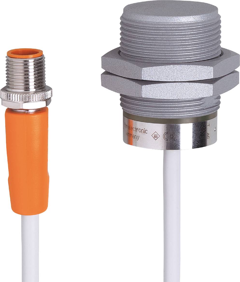 Zylinderförmiger Näherungssensor aus Metall mit Metallgewinde und Orangenstecker. Geeignet für industrielle Anwendungen.
