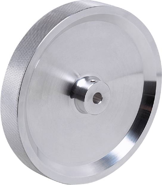 Ein rundes, silbernes Metallrad mit einer zentralen Bohrung, verwendet als Ersatzrad für Maschinen oder mechanische Geräte.