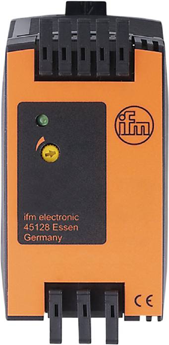 Oranges Schild mit schwarzem Bereich zeigt das Logo 'ifm', eine grüne und gelbe Taste, und Text: 'ifm electronic, 45128 Essen, Germany'.
