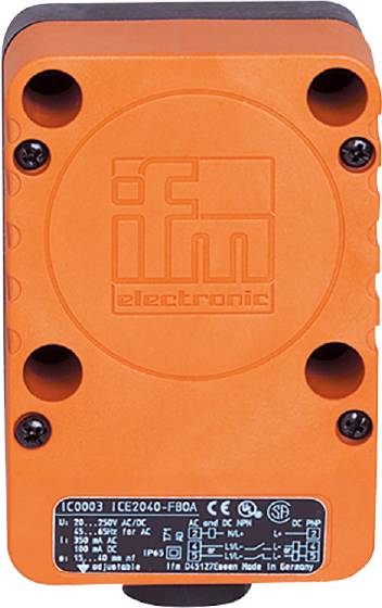 Oranges Gehäuse mit 'ifm electronic'-Logo und Schrauben, vermutlich Teil eines elektronischen Sensors oder Geräts.