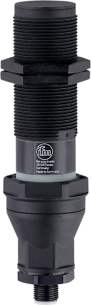 Ein zylindrischer Sensor von ifm electronic, Modellnummer sichtbar, gefertigt in Essen, Deutschland.