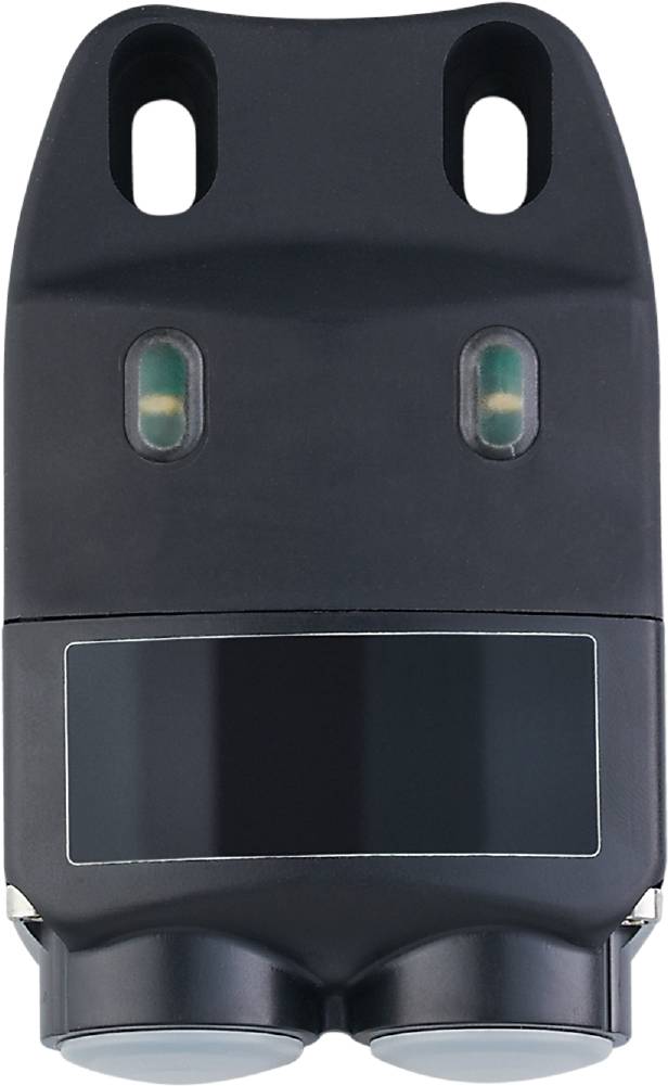 Nahaufnahme eines schwarzen elektronischen Geräts mit zwei grünen LEDs und einem Displayfeld unten.