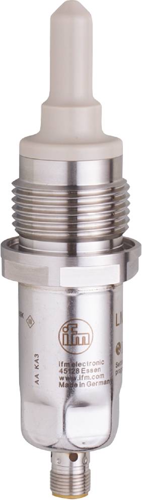 Nahaufnahme eines metallischen, zylindrischen Anschlusses mit mehreren Gewinden und einem glatten Mittelteil. Der Anschluss scheint glänzend und robust.