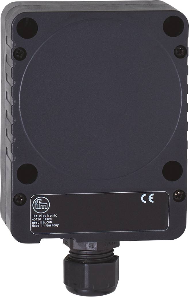 Ein rechteckiger schwarzer Sensor von ifm electronic mit Firmenlogo und CE-Kennzeichnung, hergestellt in Deutschland.
