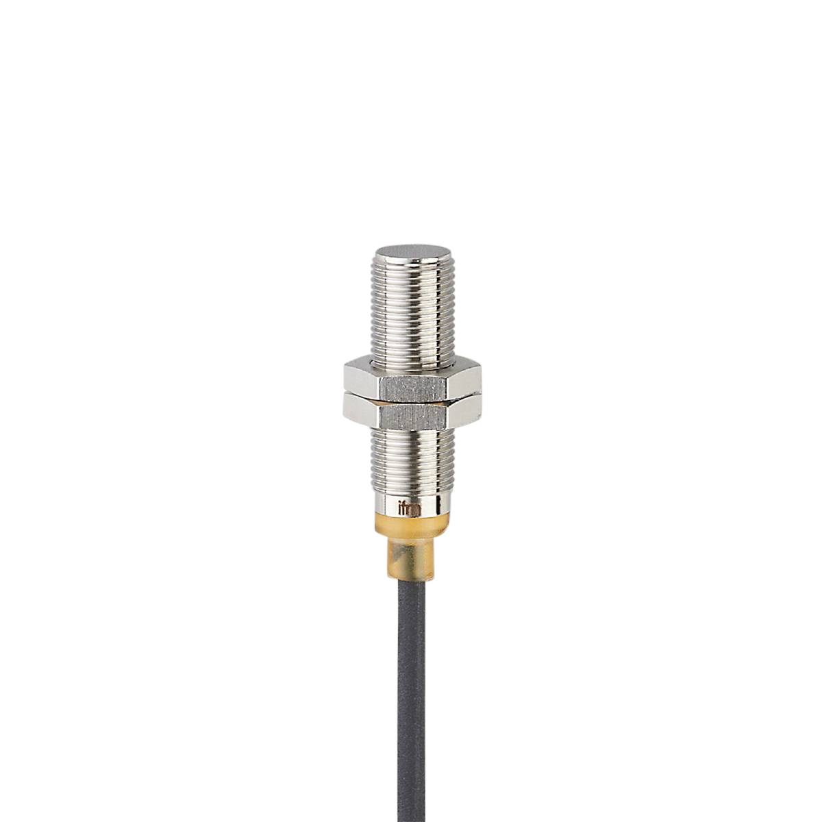 Ein zylindrischer Sensor mit Gewinde und Kabelanschluss ragt aus einem schwarzen Hintergrund hervor, geeignet für industrielle Anwendungen.