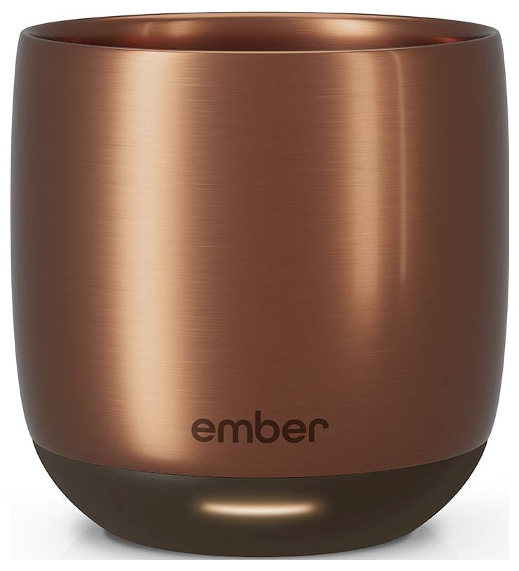 Kupferfarbene, wiederverwendbare Thermobecher mit dem Schriftzug 'ember' auf der Vorderseite.
