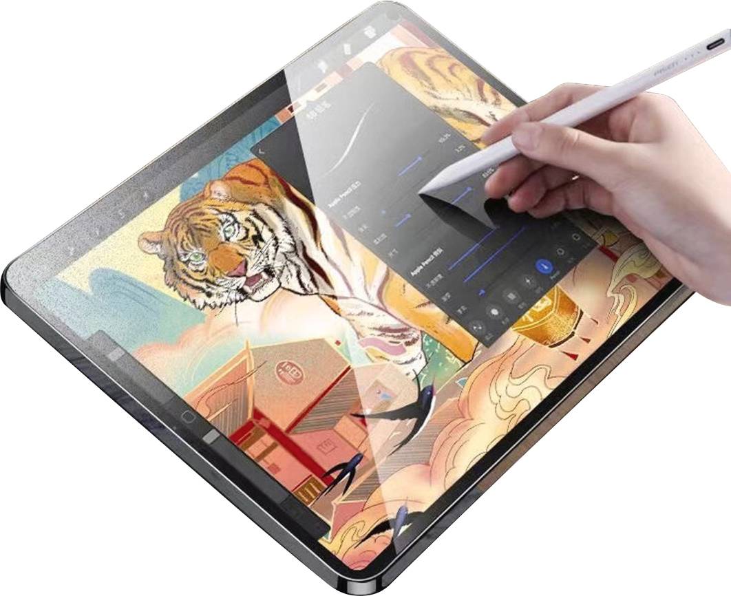 Person zeichnet mit Stift auf Tablet, das ein farbiges Tigerbild zeigt. Auf dem Screen sind Anpassungswerkzeuge sichtbar.