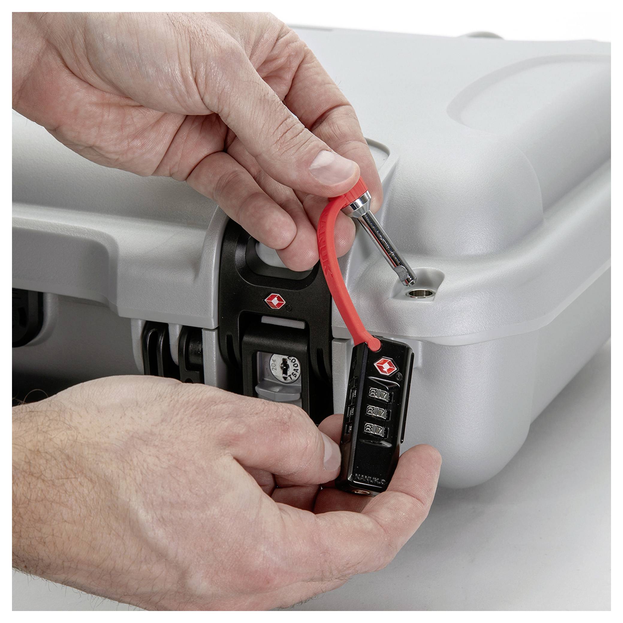 NANUK 900-TSA LOCK Vorhängeschloss TSA Schwarz/Rot Zahlenschloss