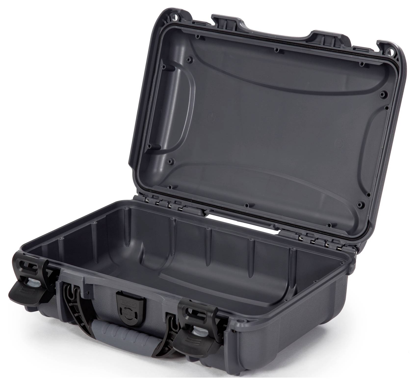Ein offener schwarzer Kunststoffkoffer, leer, mit robustem Design für sicheren Transport oder Lagerung von Ausrüstungsgegenständen.