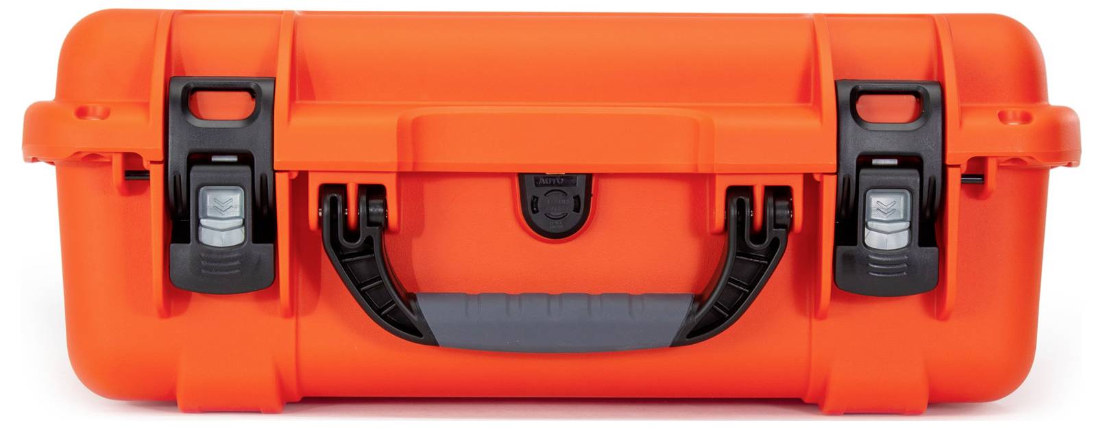 Orange Schutzkoffer mit zwei schwarzen Verschlüssen und einem Tragegriff, geeignet für den sicheren Transport empfindlicher Gegenstände.