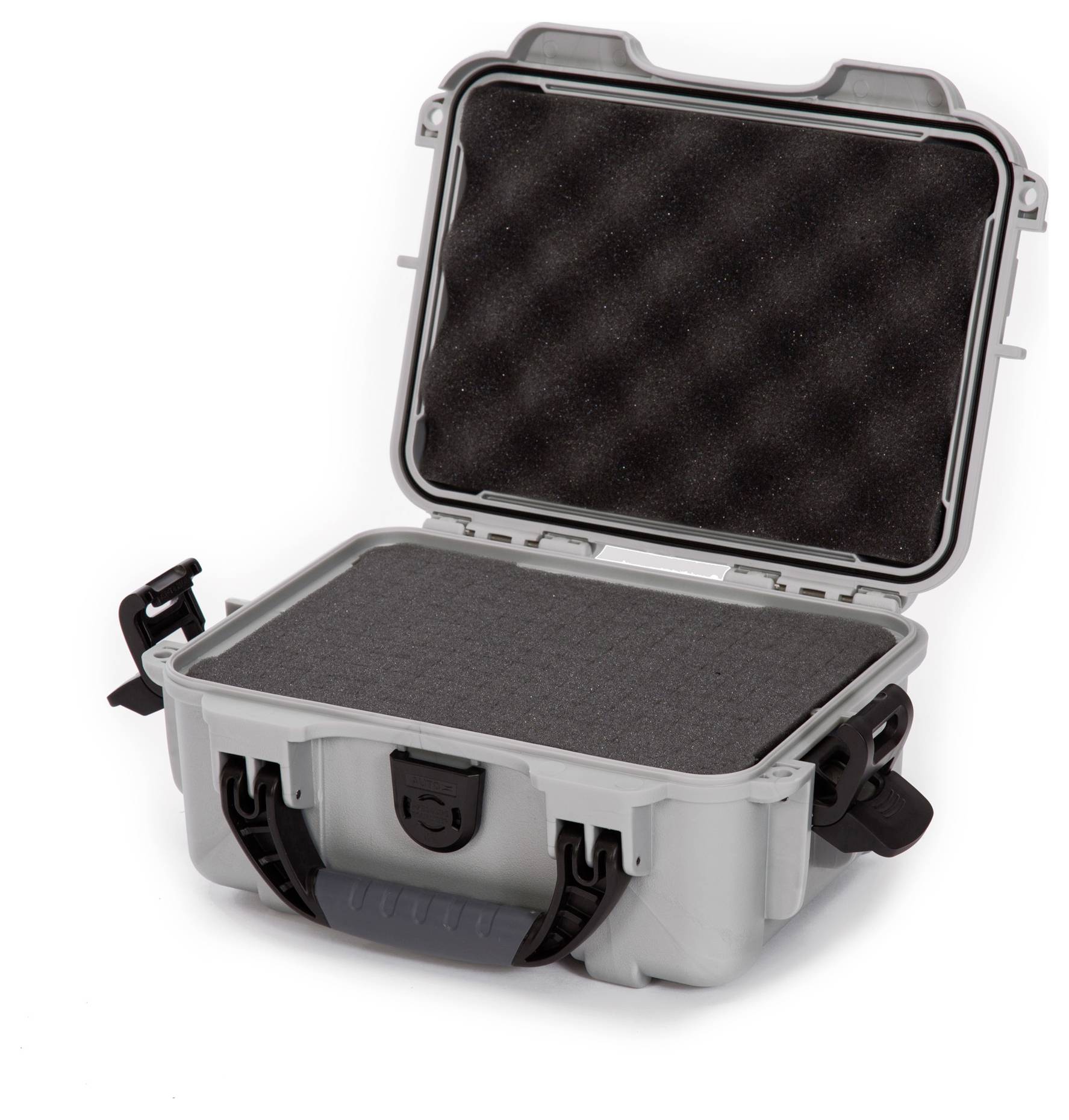 Grauer, offener Schutzkoffer mit schwarzem Schaumstoff-Innenfutter. Geeignet zum sicheren Transport empfindlicher Gegenstände.