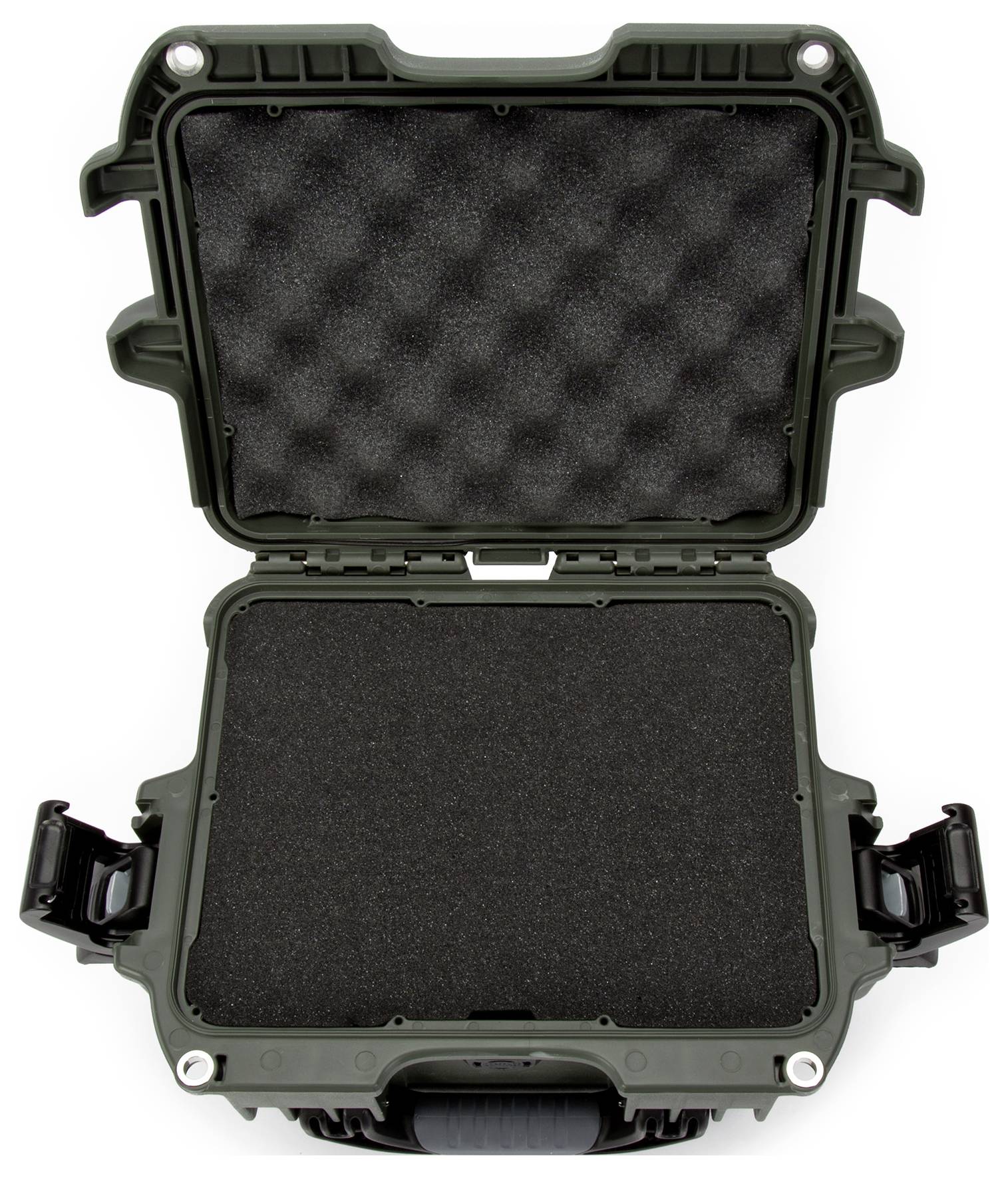 Offener, leerer Schutzkoffer mit schwarzem Schaumstoff im Innenraum. Ideal für empfindliche elektronische Geräte oder Kameraausrüstung.