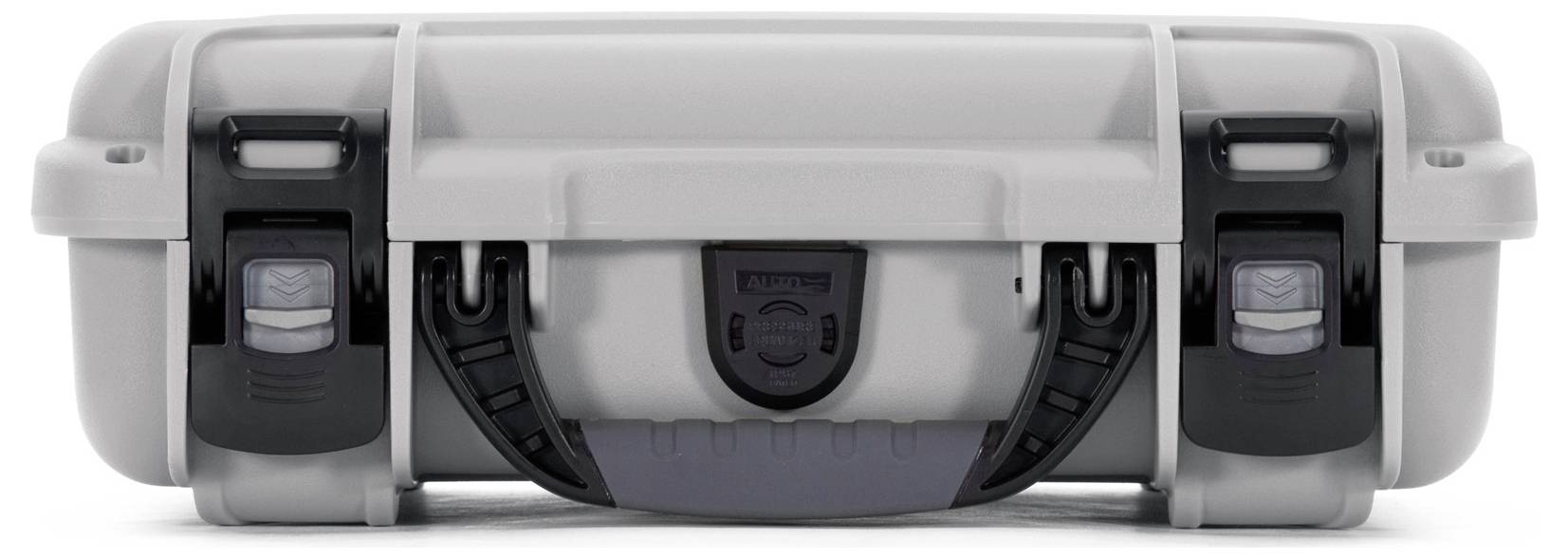 Grauer, robuster Koffer mit schwarzem Griff und zwei Verschlüssen in einem verschlossenen Zustand, zeigt Vorder- und Seitenansicht.