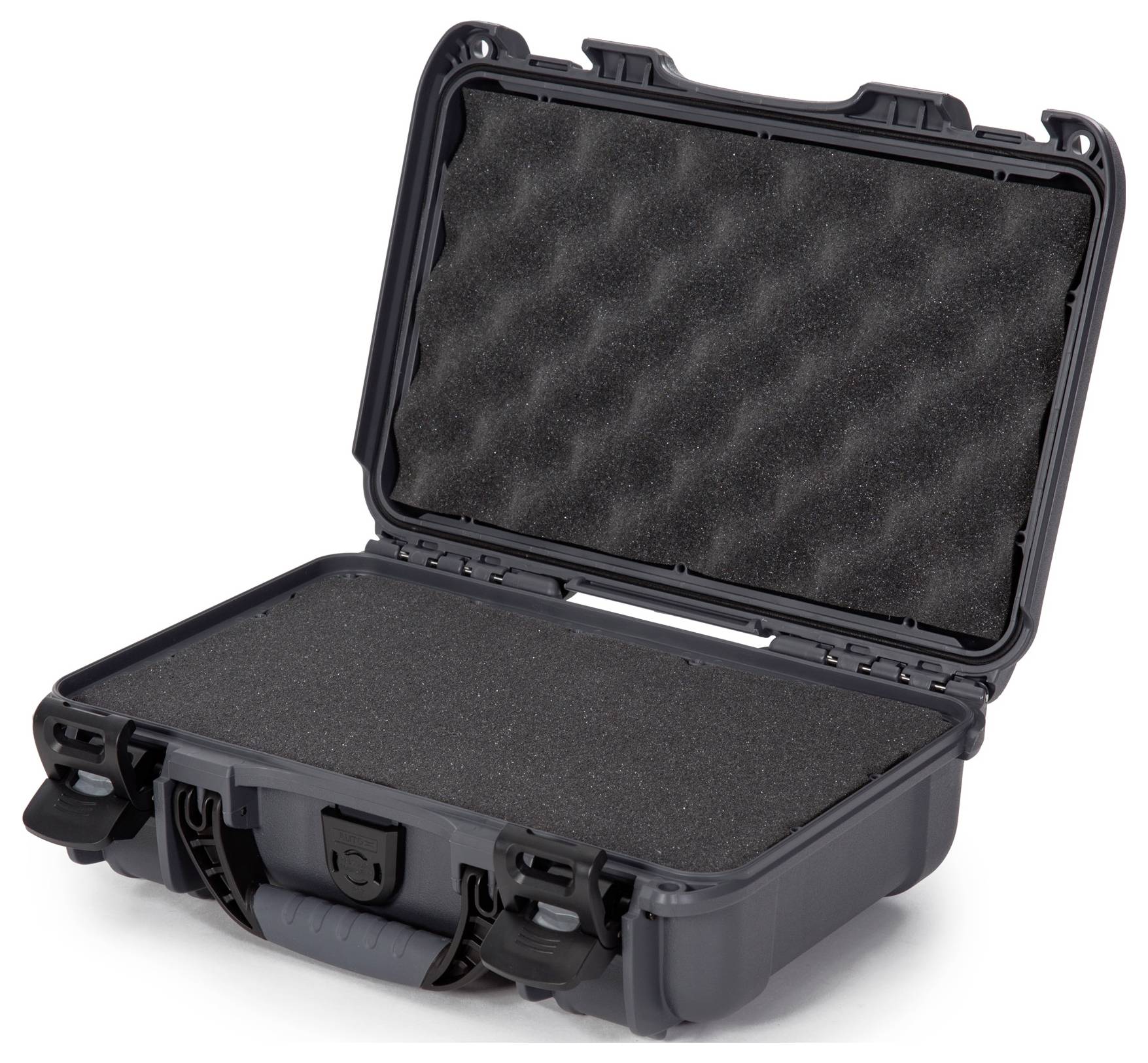 Ein offener schwarzer Hartschalenkoffer mit Schaumstoffeinlage, ideal zum sicheren Transport empfindlicher Gegenstände.