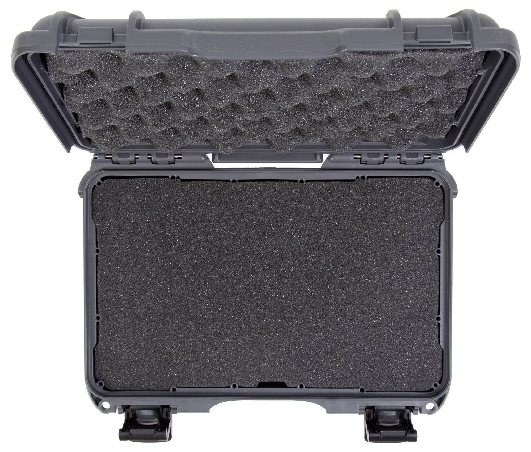 Schwarzer, offener Kunststoffkoffer mit Schaumstoffpolsterung innen, geeignet für den sicheren Transport empfindlicher Gegenstände.