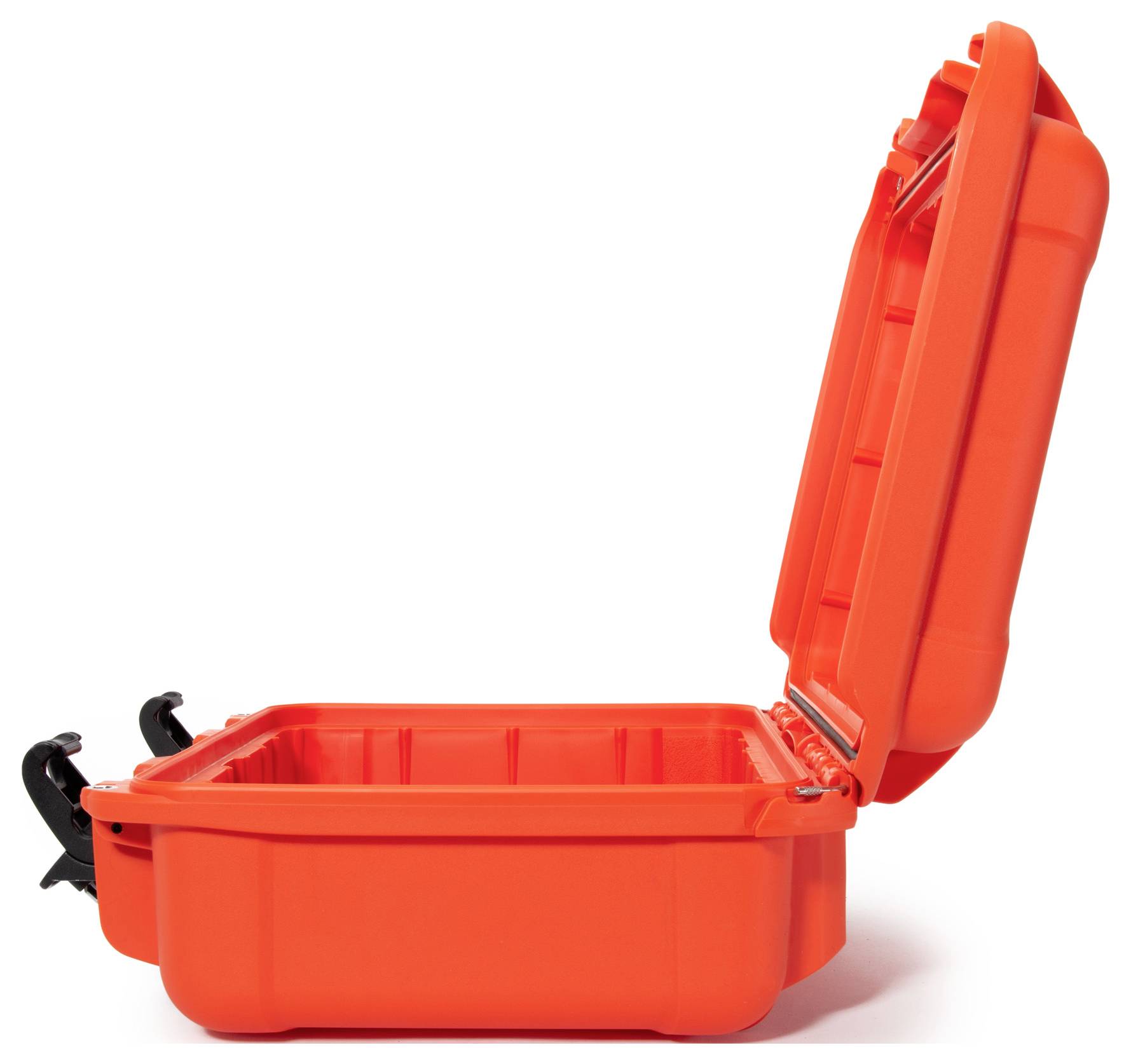 Ein leuchtend oranger, offener Schutzkoffer aus Kunststoff mit schwarzem Verschluss, bereit für das Verstauen oder Transportieren von Gegenständen.