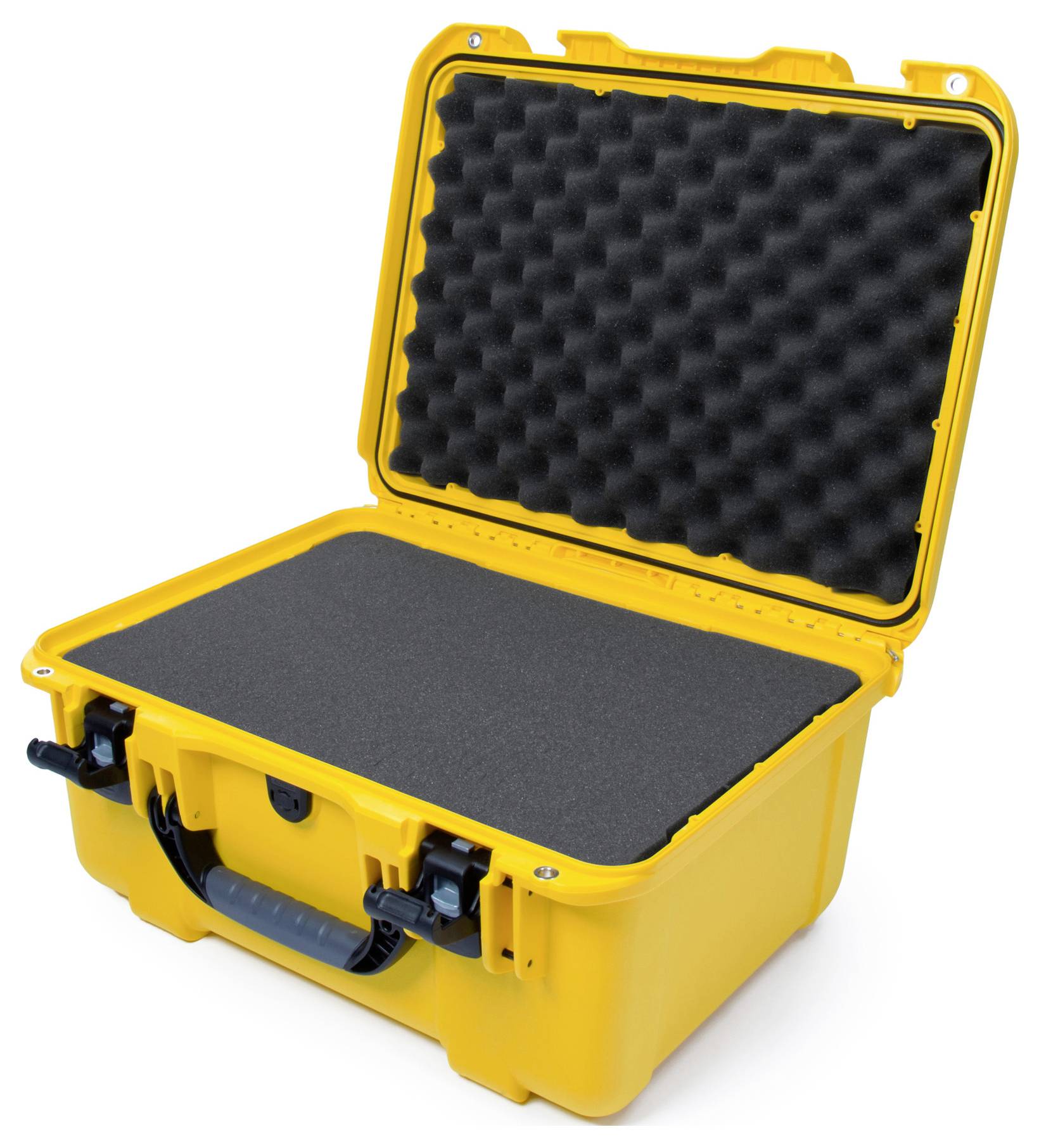 Gelber, offener Schutzkoffer mit schwarzem Schaumstoff im Inneren, geeignet für den sicheren Transport empfindlicher Geräte.