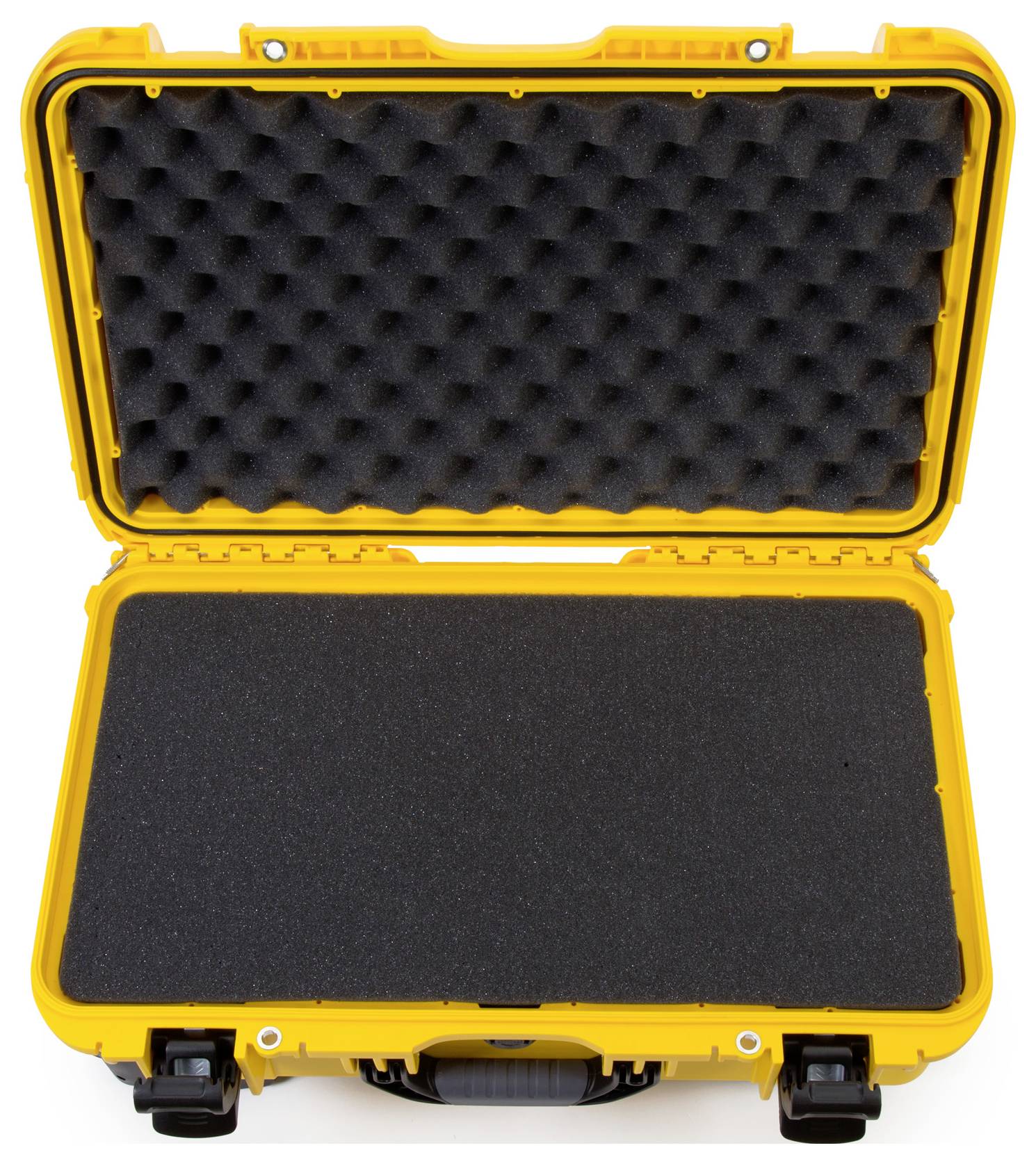 Gelber, geöffneter Schutzkoffer mit schwarzem Schaumstoff im Deckel und Boden, leer, für sicheren Transport empfindlicher Gegenstände.