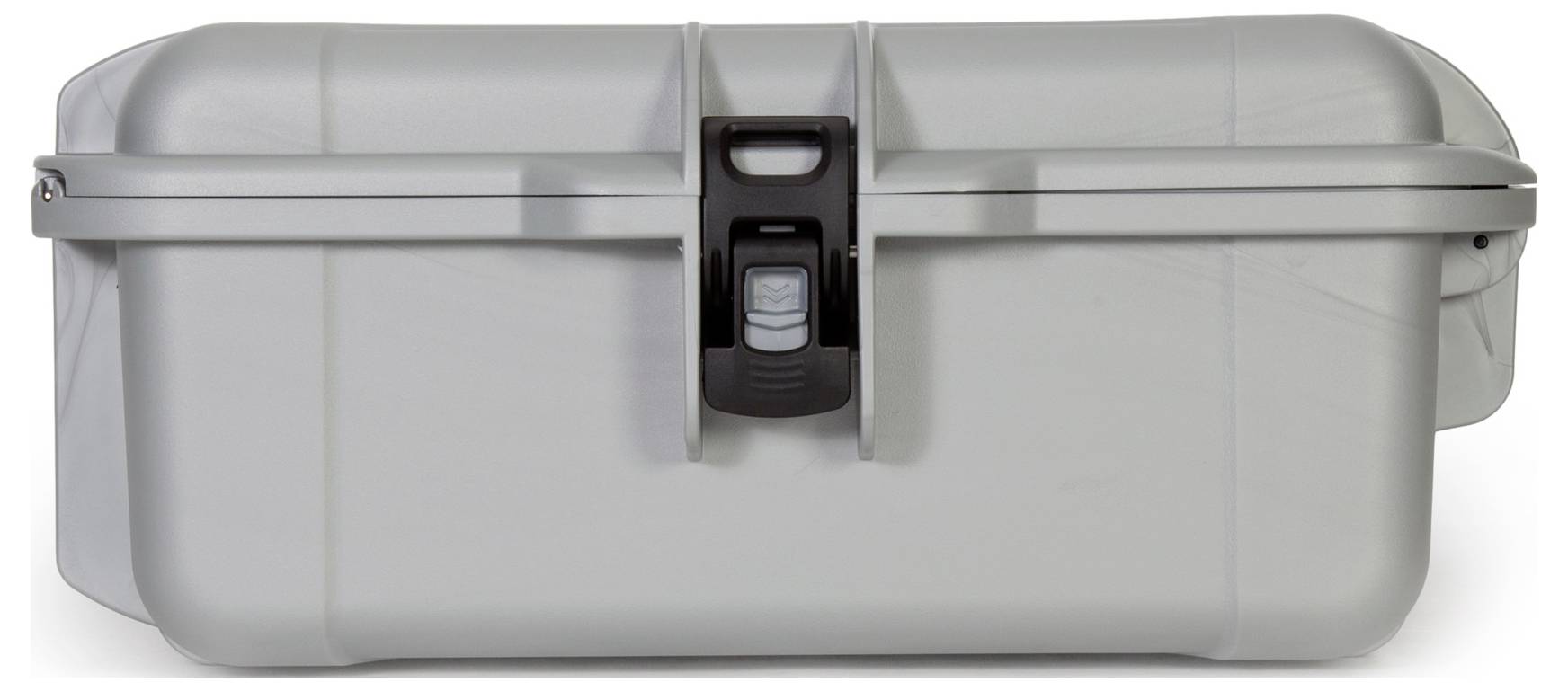 Grauer, robuster Koffer mit schwarzem Verschluss in der Mitte, geeignet für sicheren Transport empfindlicher Ausrüstung.