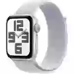 Apple Watch SE (2024) GPS 44mm Aluminiumgehäuse Sport Loop Blaue Wolke Apple Watch SE (2024) GPS 44mm Aluminiumgehäuse Sport Loop Blaue Wolke