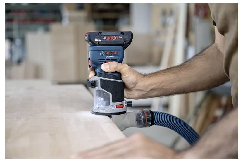 Bosch Professional GKF 18V-8 Kantenfräser 18V