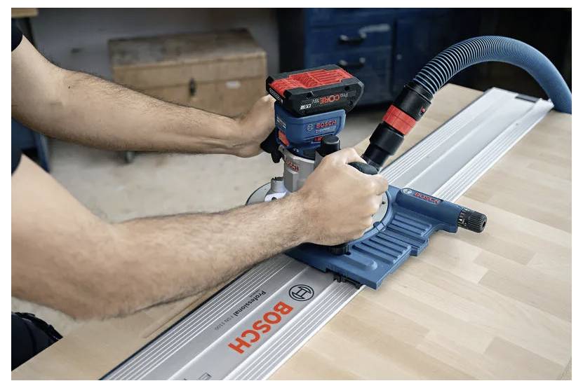 Bosch Professional GKF 18V-8 Kantenfräser 18V