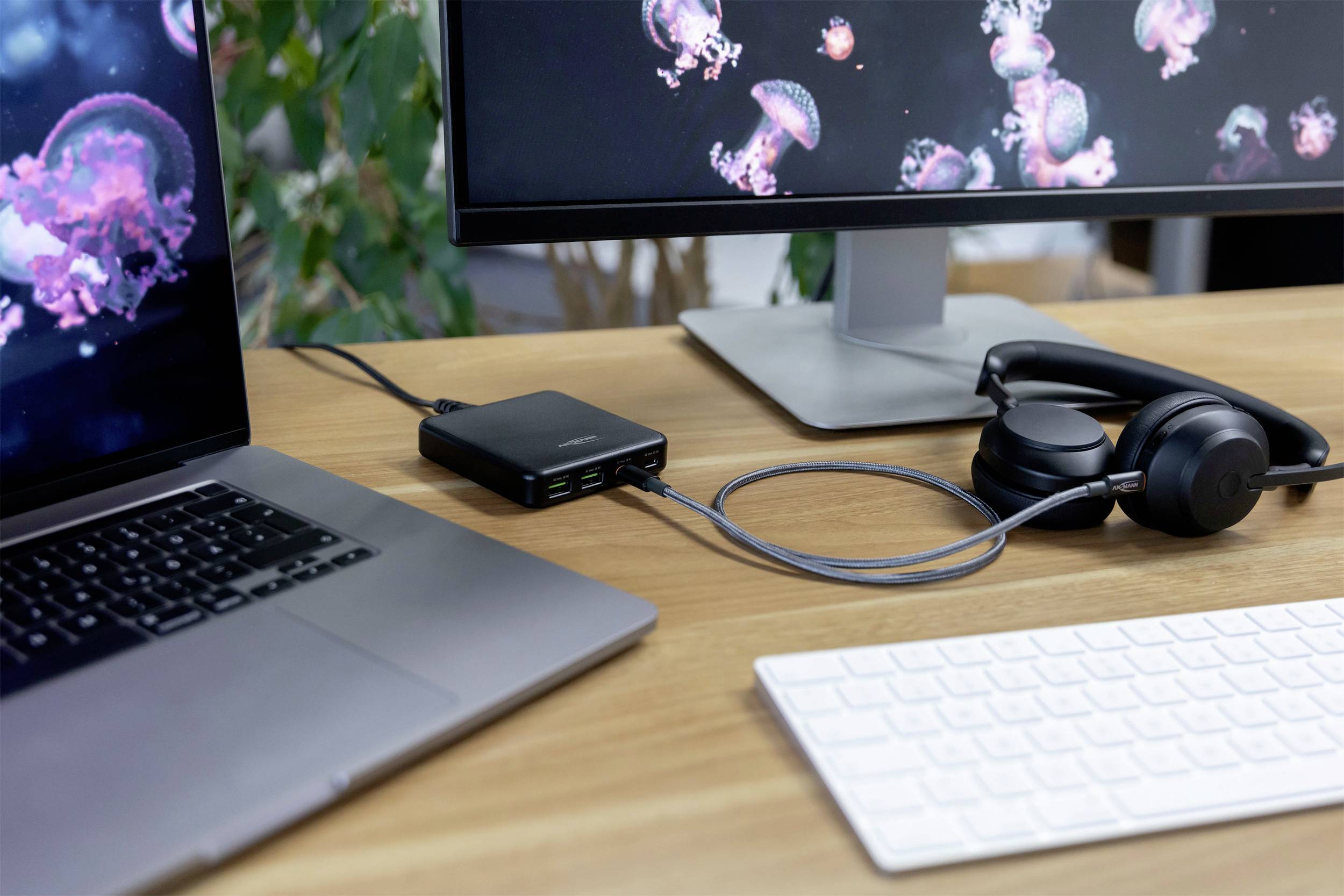 Ansmann Desktop Ladegerät DC465PD 65W USB Ladegerät 65W 2x USB-A, 2x USB-C® USB PD Schwarz Innenbereich
