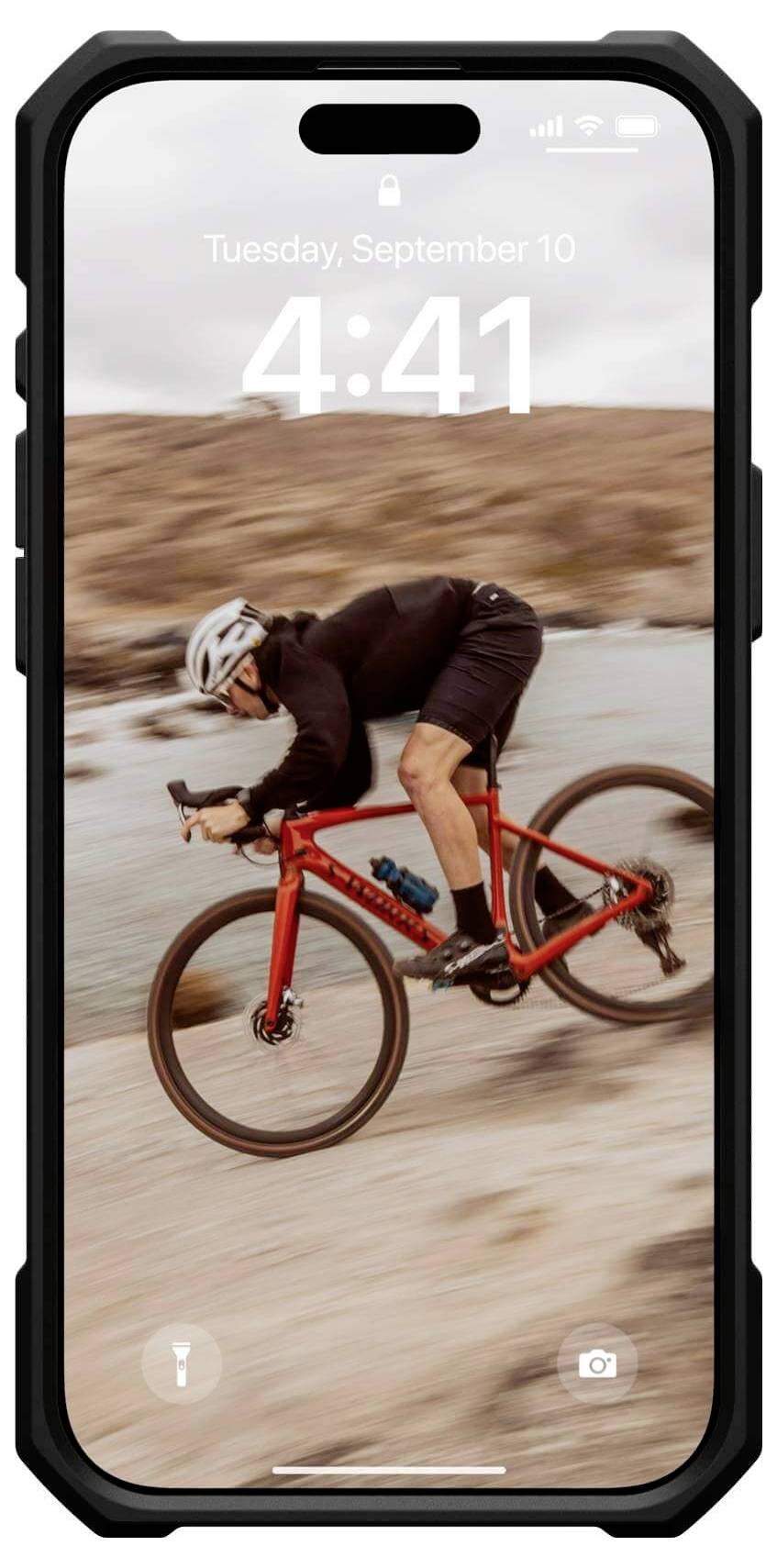 Urban Armor Gear Essential Armor MagSafe Case Backcover Apple iPhone 16 Pro Max Schwarz MagSafe kompatibel 114449114040