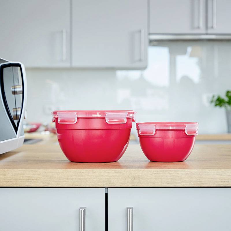 Emsa Clip & Micro Mikrowellendose 2.6l Kunststoff mit Deckel, spülmaschinenfest, BPA-frei Rot N1060600