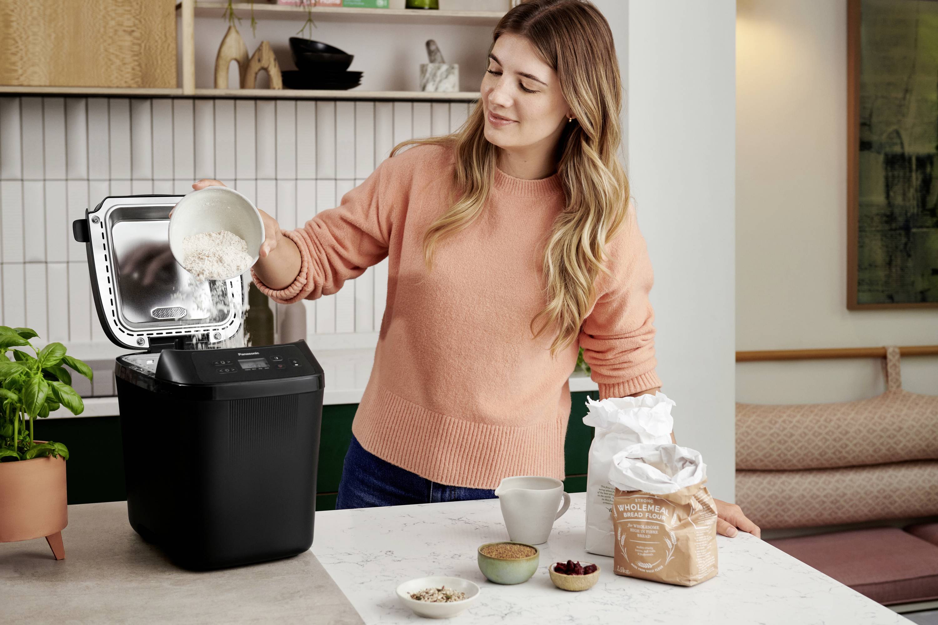 Panasonic SD-PN100 Mini Brotbackautomat Timerfunktion, 18 Automatikprogramme 400g Schwarz