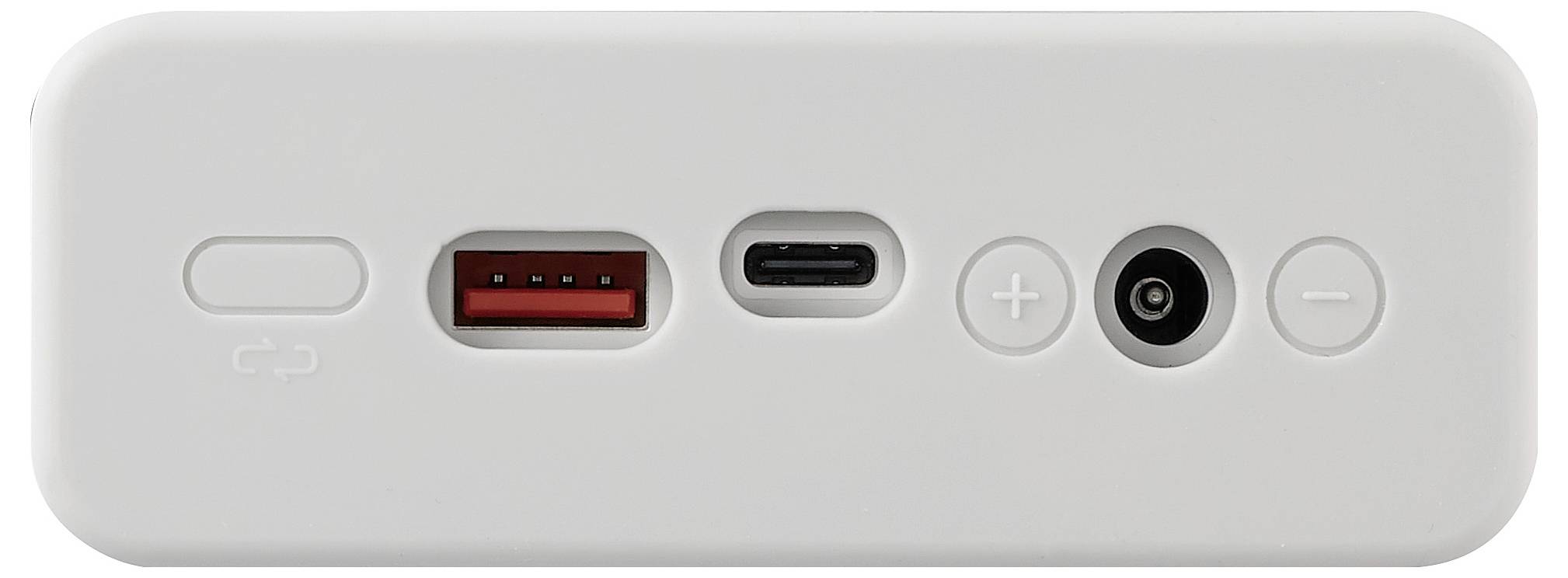 Rückseite eines elektronischen Geräts mit einem USB-Anschluss, einem USB-C-Anschluss, einem Netzanschluss und zwei Tasten.