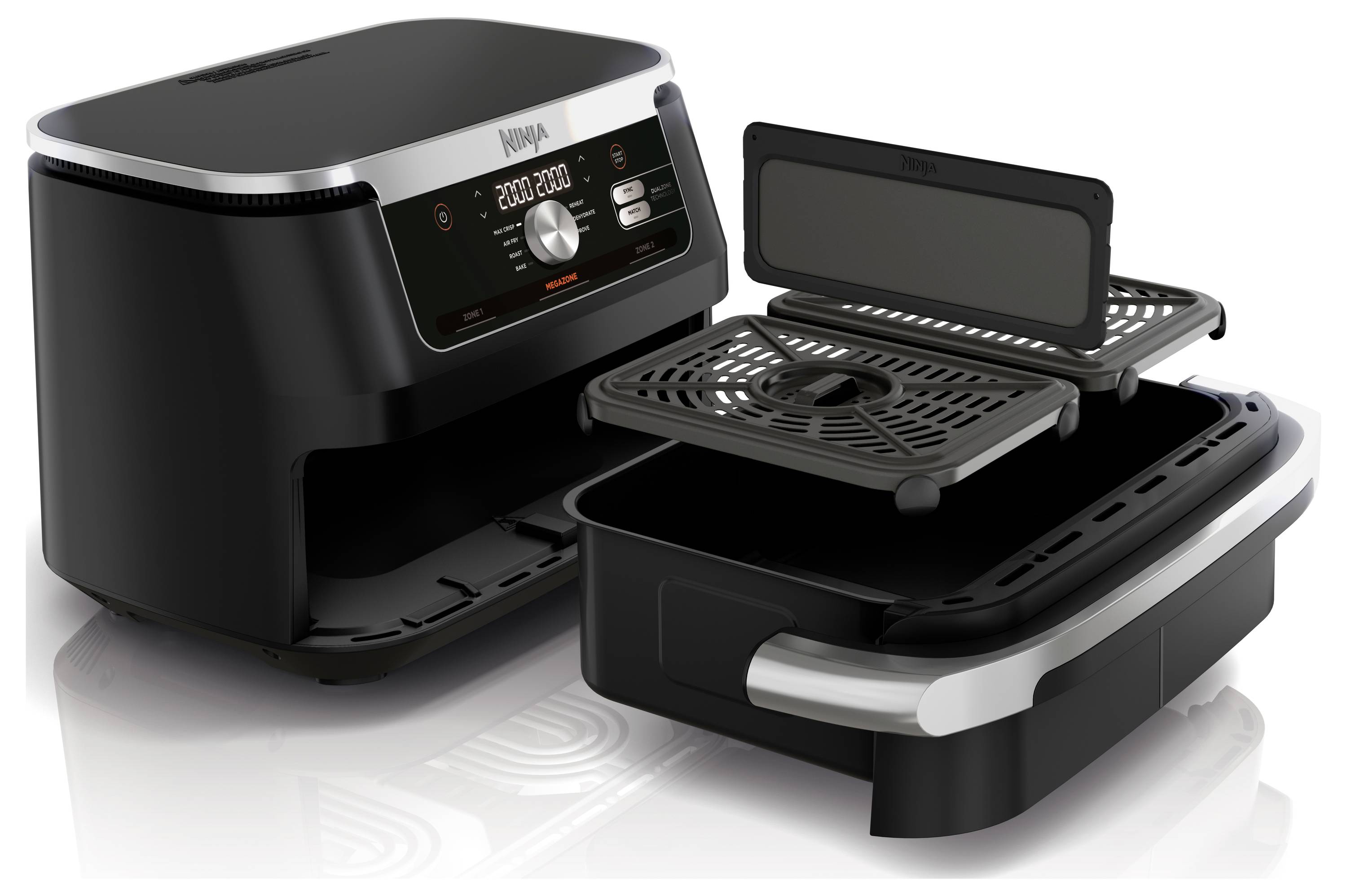 Ein schwarzer Heißluftfritteuse-Toaster-Kombi mit digitalen Bedienelementen und zwei offenen Fächern, eins mit Gittereinsatz.