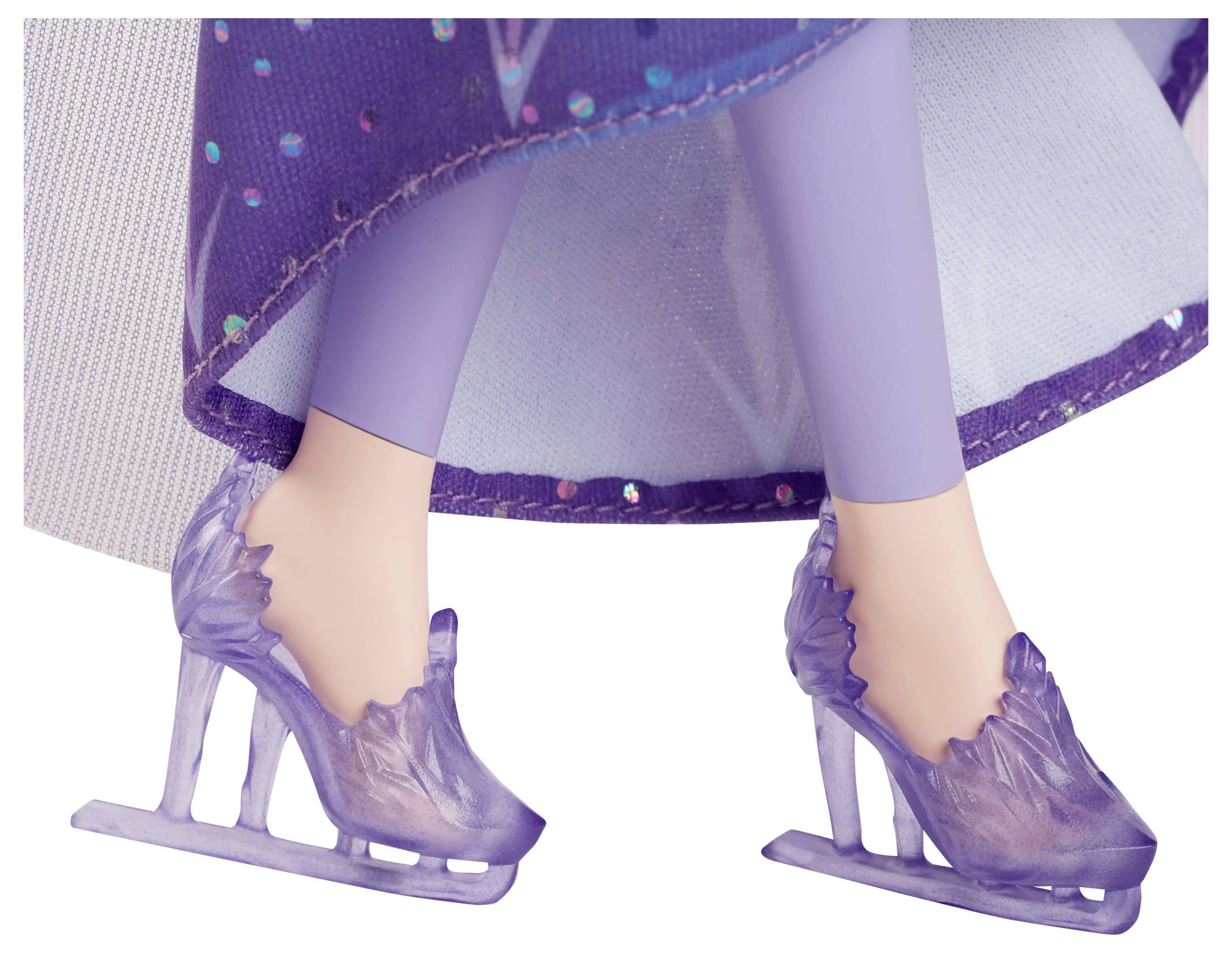 Mattel Disney Frozen Ice Skating Elsa JBG53