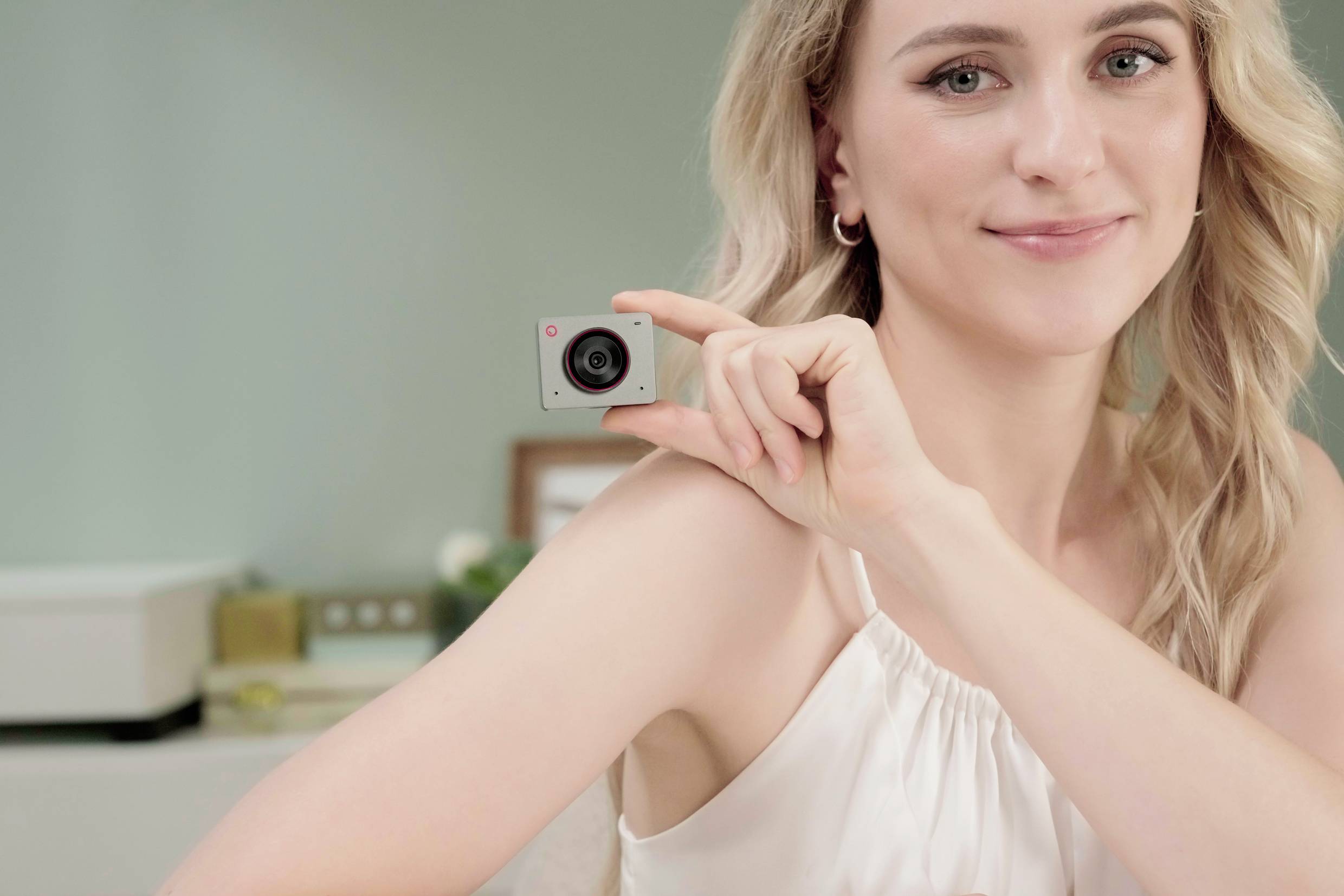 Obsbot MEET 2 4K-Webcam 3840 x 2160 Pixel Schnelles Auto-Tracking per AI, Magnet-Halterung, Gestensteuerung, Mikrofon