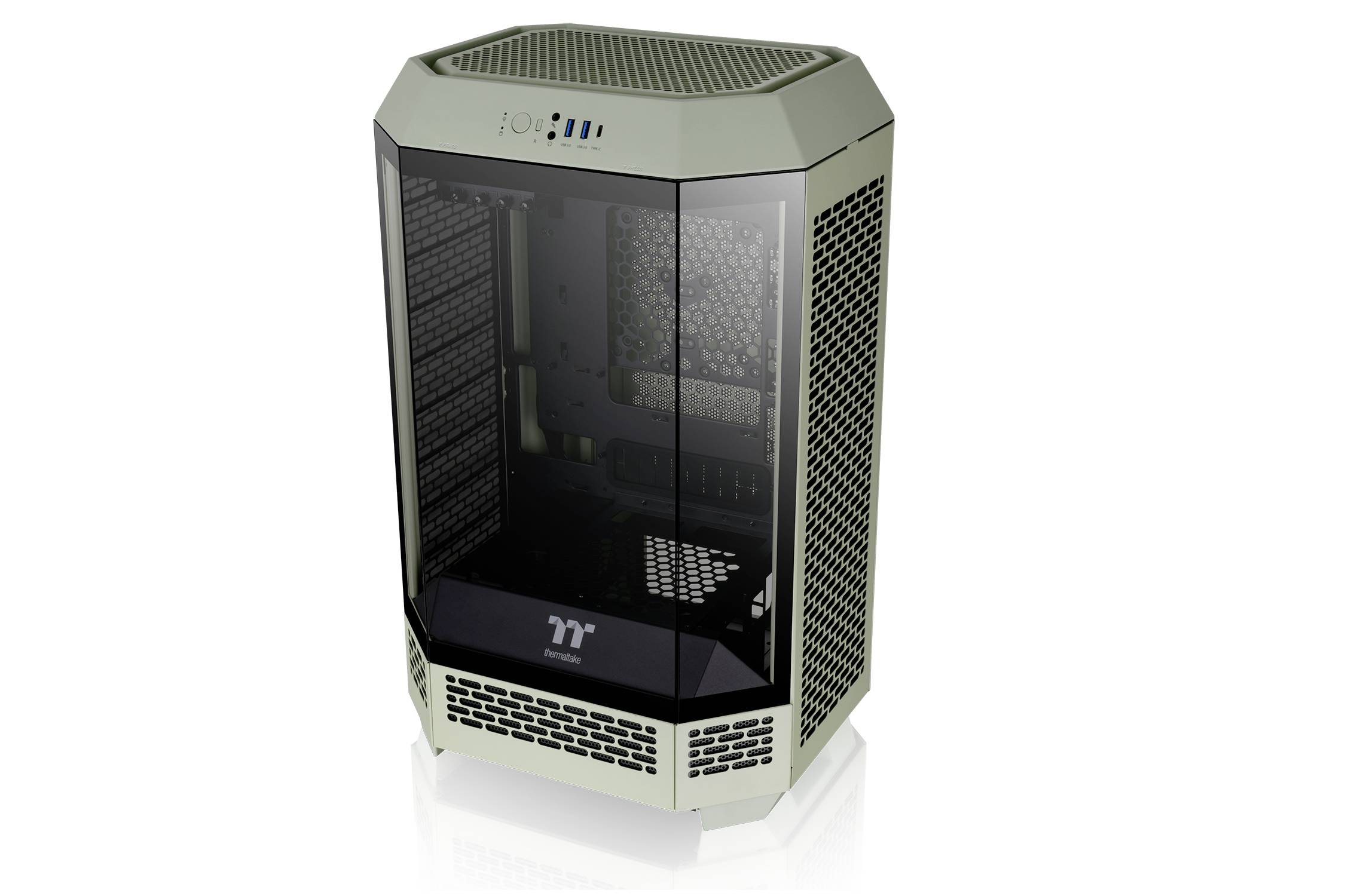 Ein modernes Computergehäuse mit Glasfront und Wabendesign an den Seiten, zeigt Innenraum für Lüfter und Hardwareinstallation.