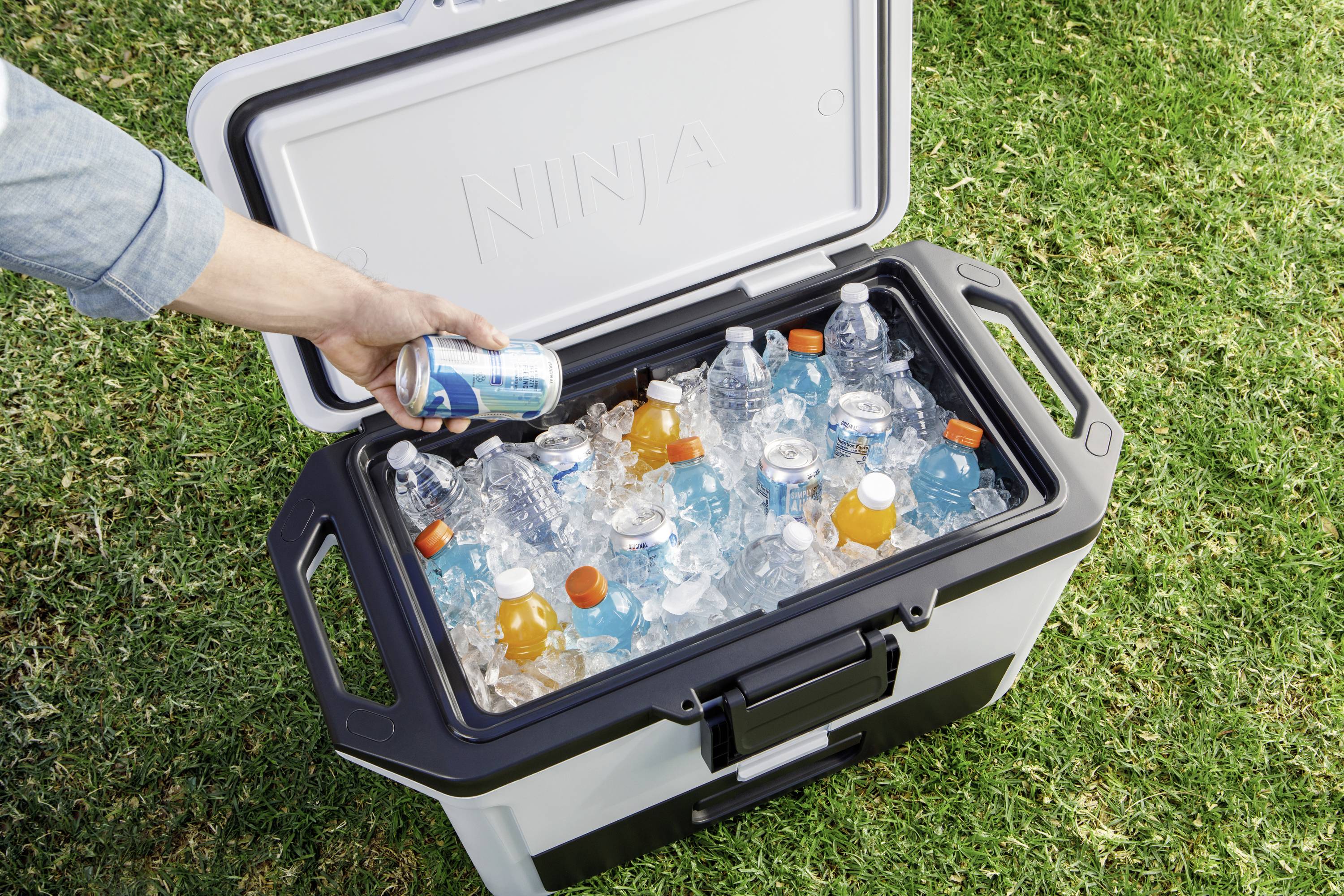 Ninja FrostVault Kühlbox Passiv Weiß, Schwarz 47 l